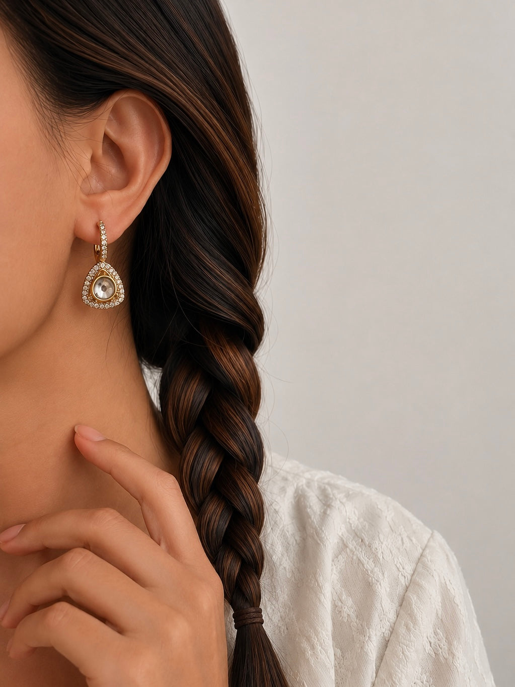 Elara drop earrings