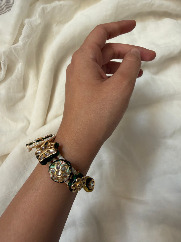 Navratan gaya bracelet