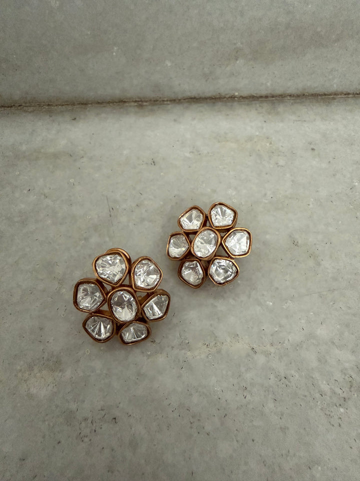 Mehr stud earrings