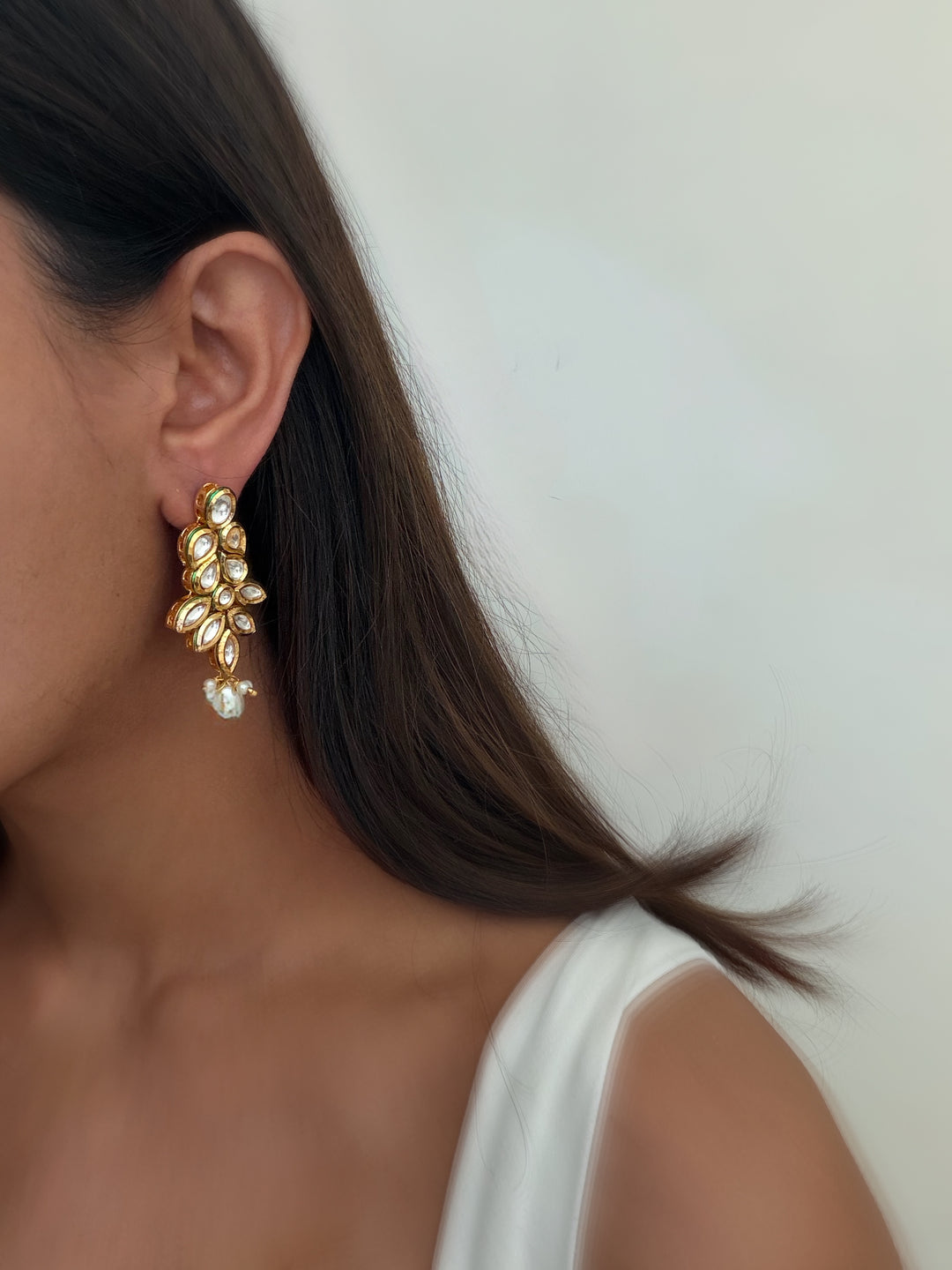 Petal set of tikka and earring