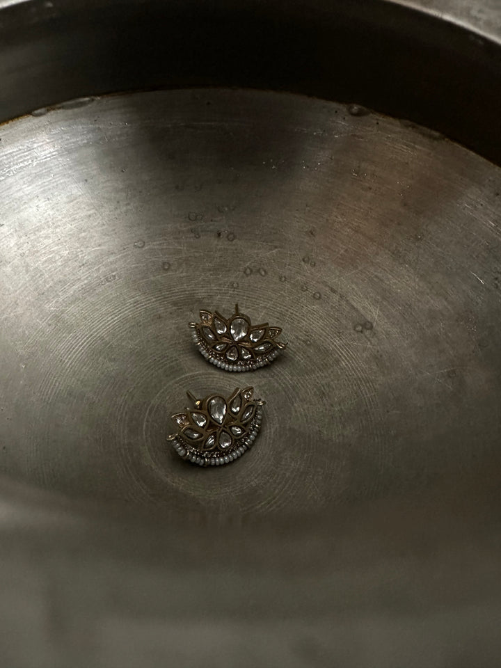 Lotus shiv earrings