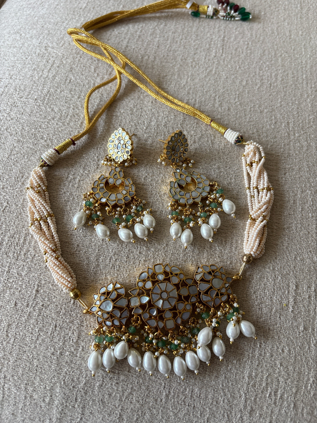 Martha 28 Necklace set