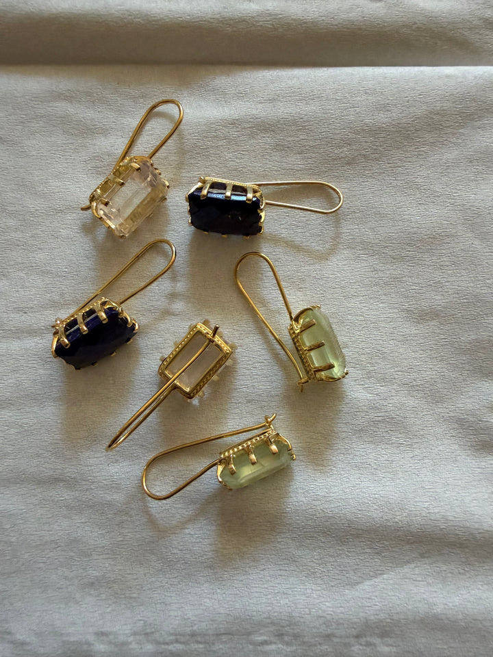 Classic tablet earrings