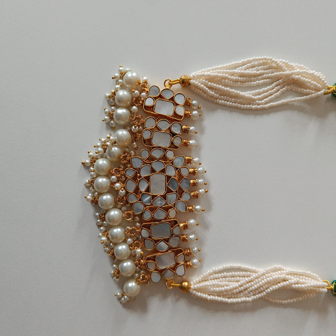 Milky Pearl Perdiot Necklace