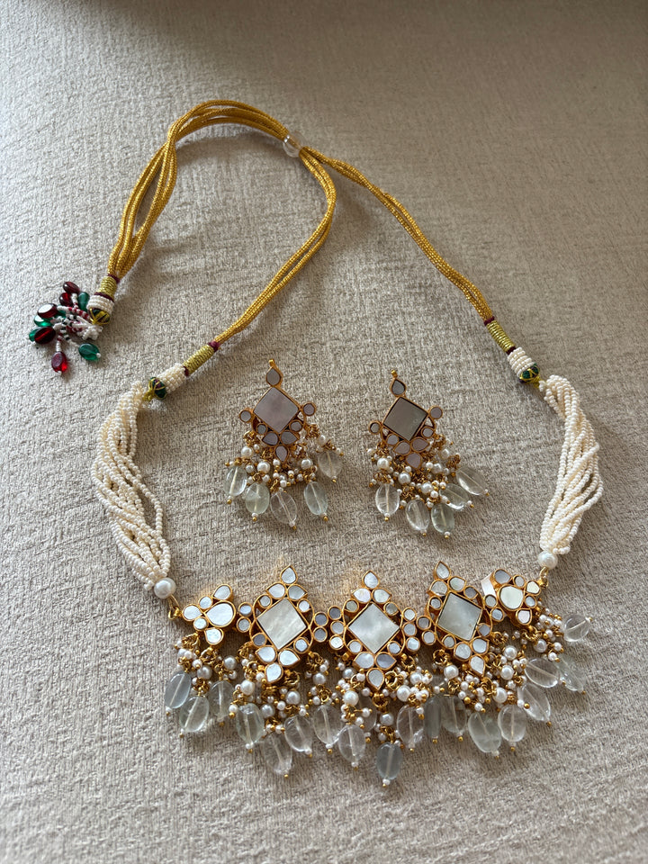 Martha 22 Necklace Set