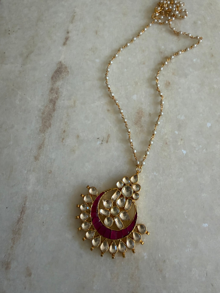 Rivasa gulbo necklace