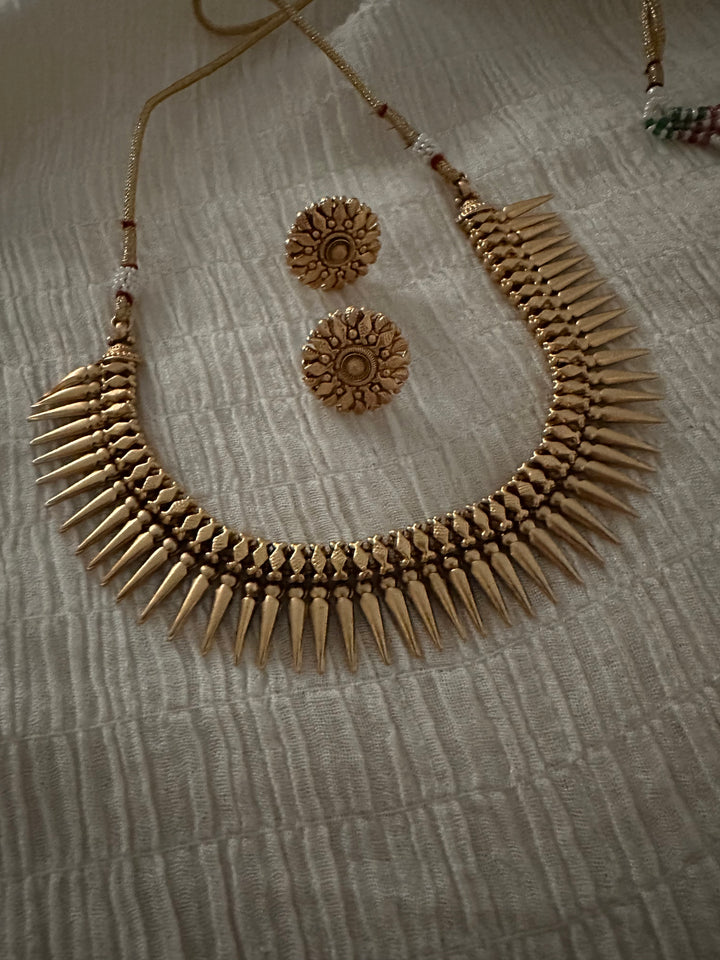 Koka Spike Necklace Set