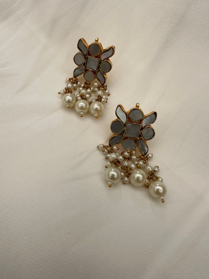 Lilai Mother of Pearl Earrings