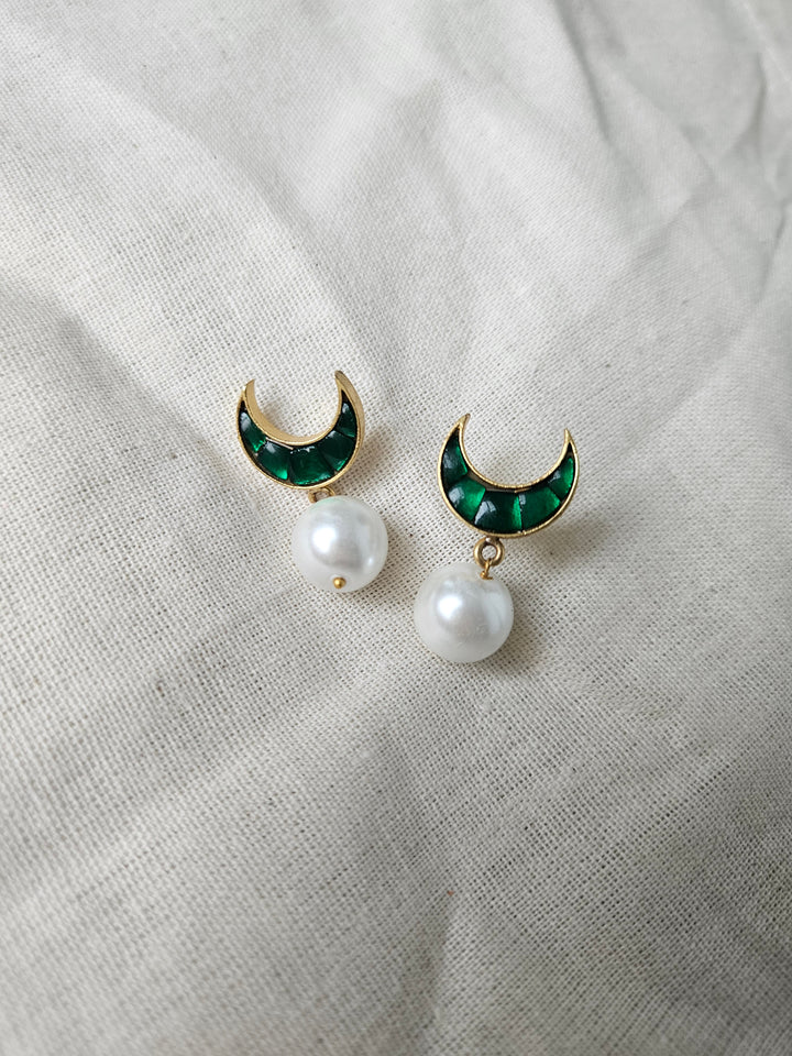 Luna Pearl Earrings