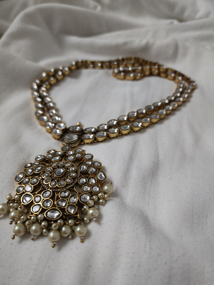 Vidai Necklace