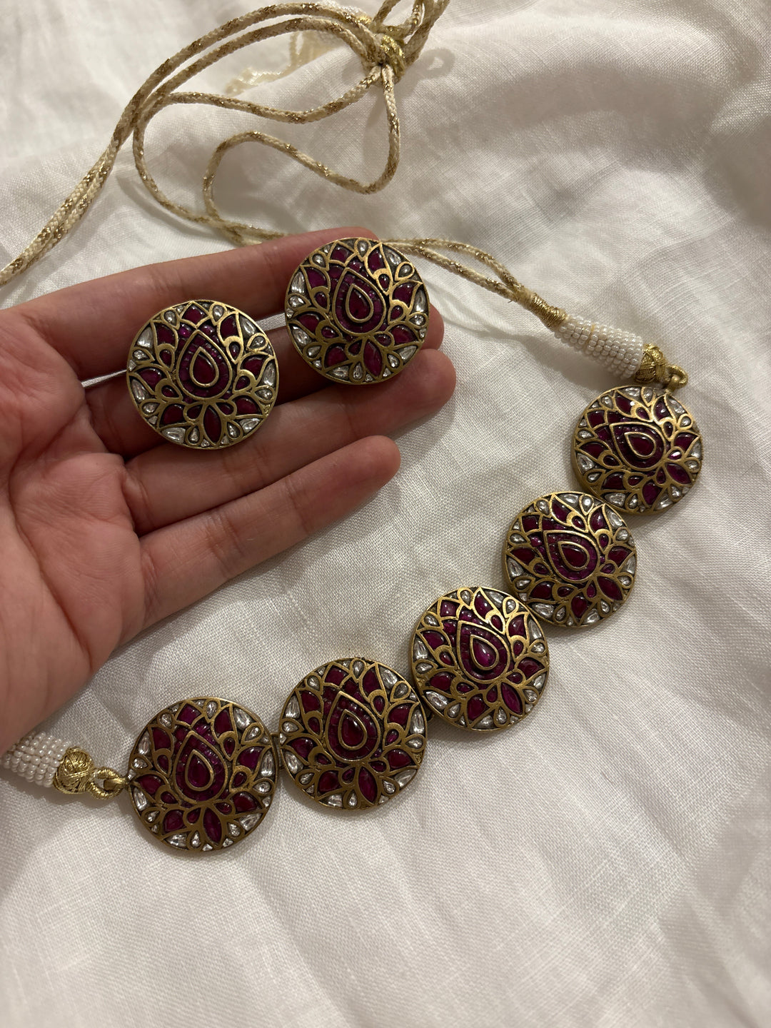 Anar lotus choker necklace set