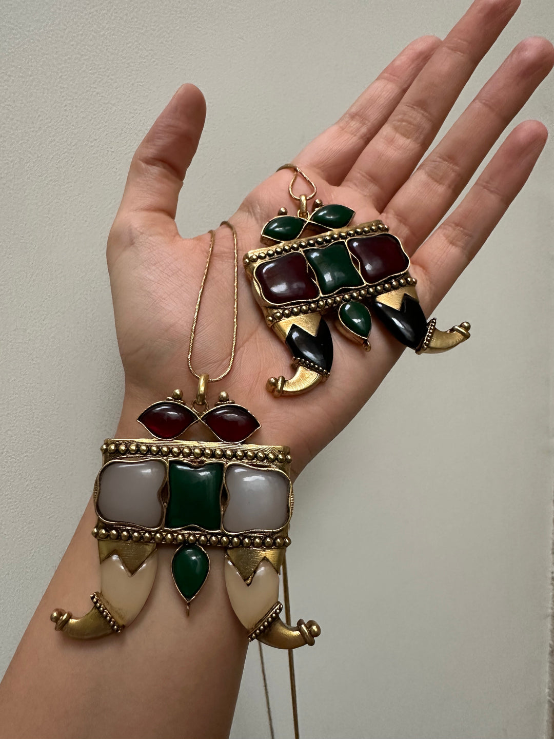 Haathi daat necklace