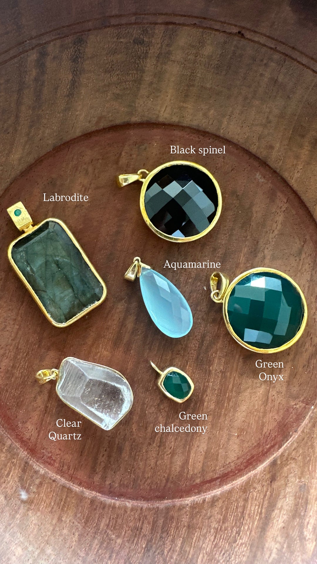 Natural stone pendant necklace