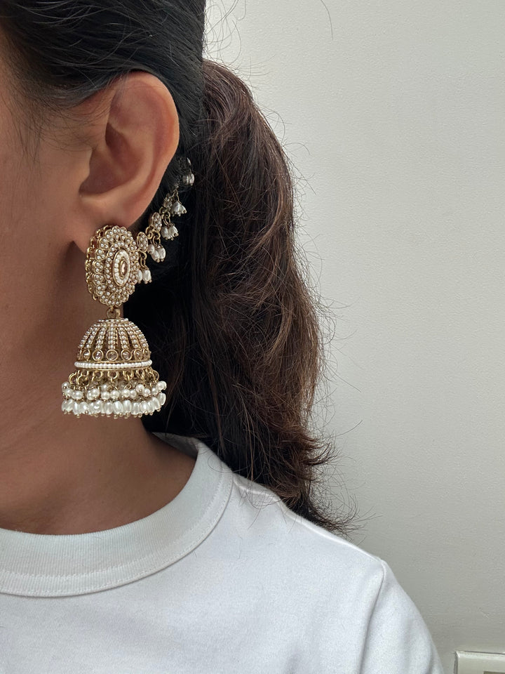 Manjha jhumar earrings