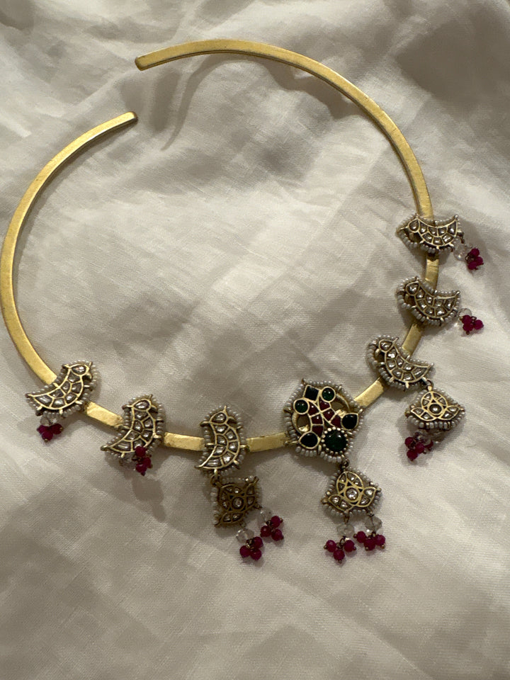 Chidiya hasli necklace