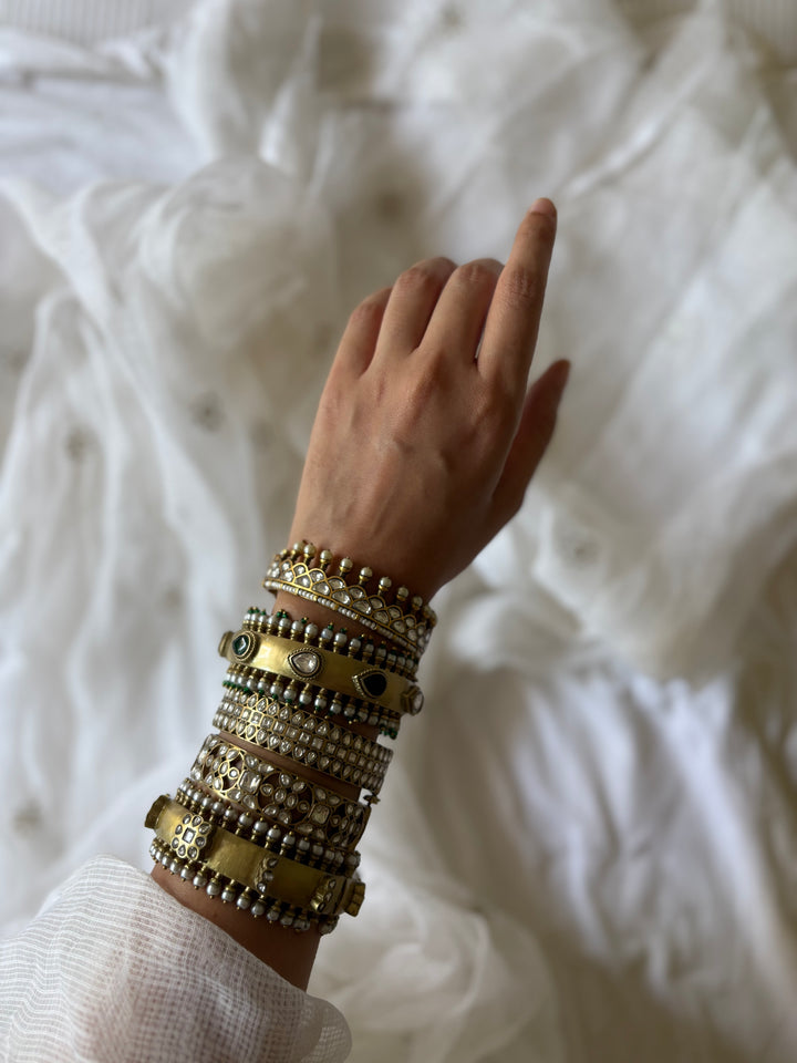 Antique Kundan Bracelet Stack