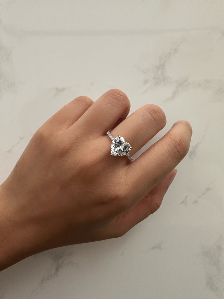 Heart shaped solitare ring