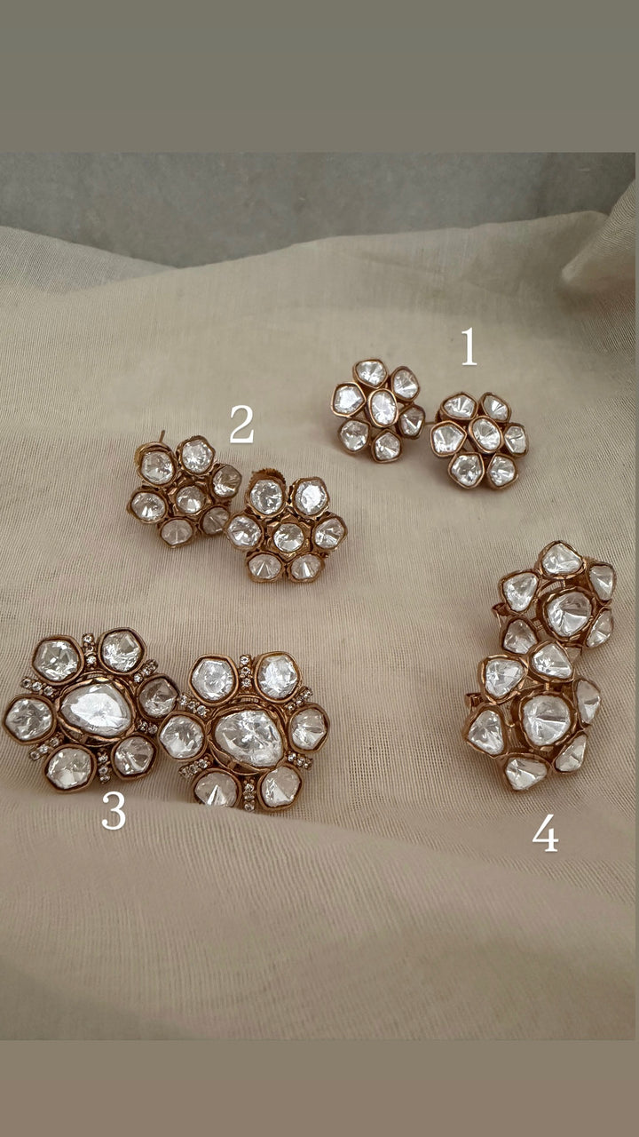 Mehr stud earrings