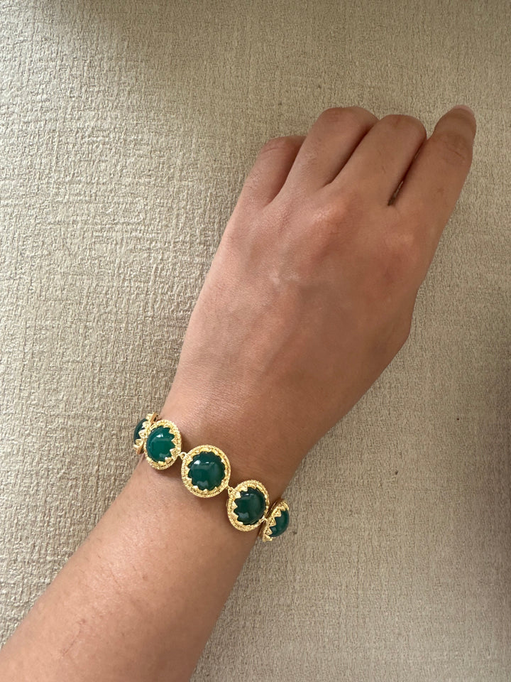 Green onyx round bracelet