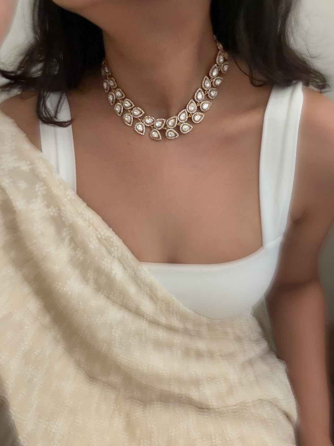 Manzil leaf necklace