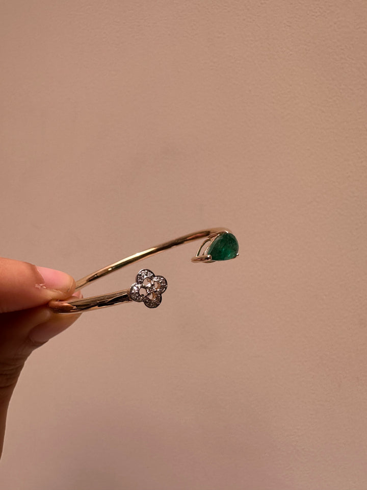 Customised gifting bracelet