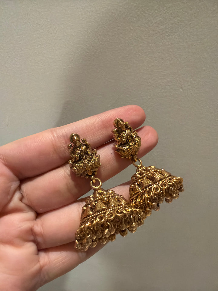 Devi drip jhumki earrings