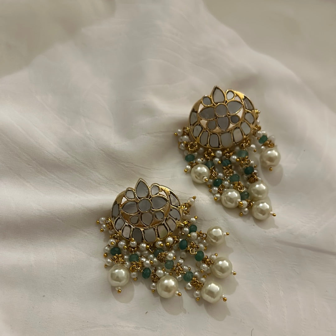 Ammy Ivory Earrings