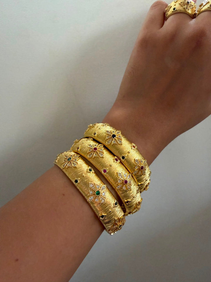 Astra jhilmil bracelet