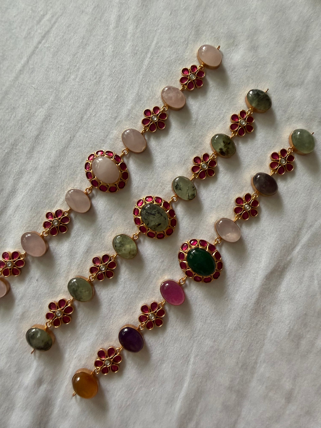 Ruhani choker necklace