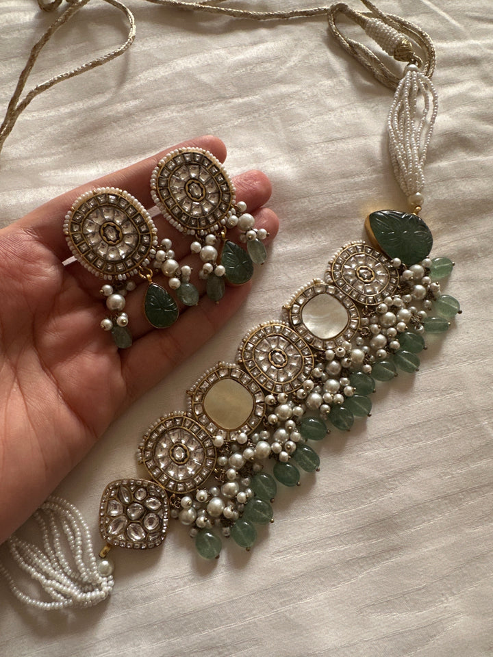 Sea green milky necklace set