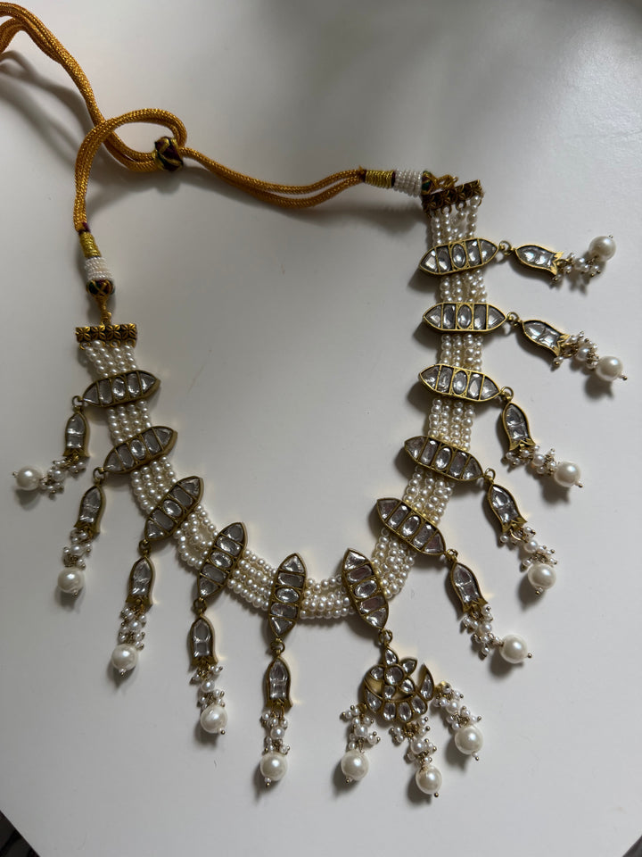 Sarika white necklace