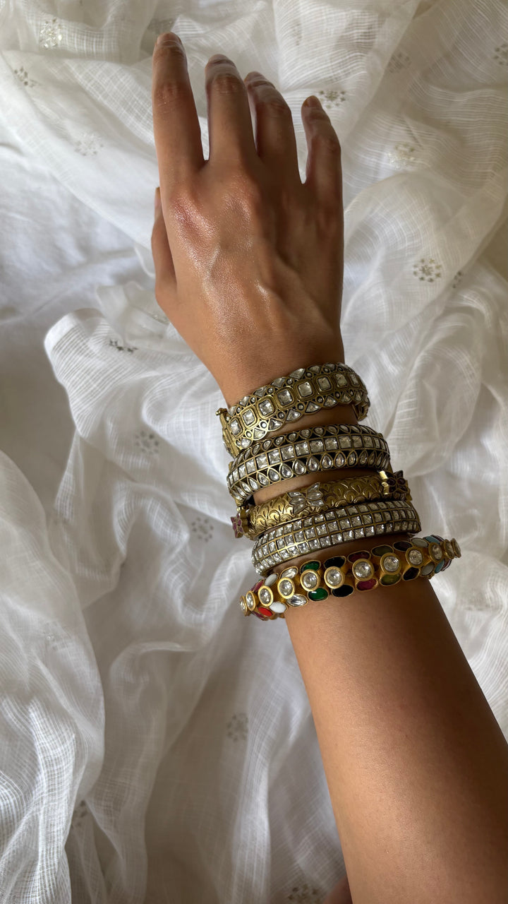 Antique Kundan Bracelet Stack