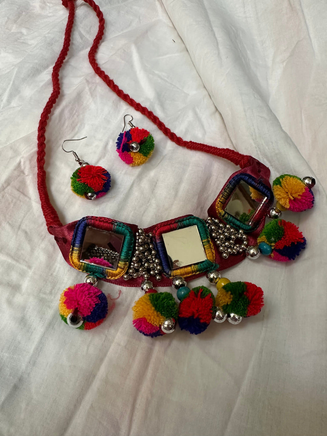Raas riwaz necklace