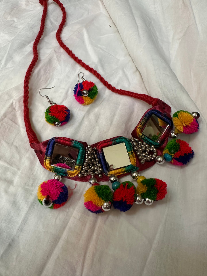 Raas riwaz necklace