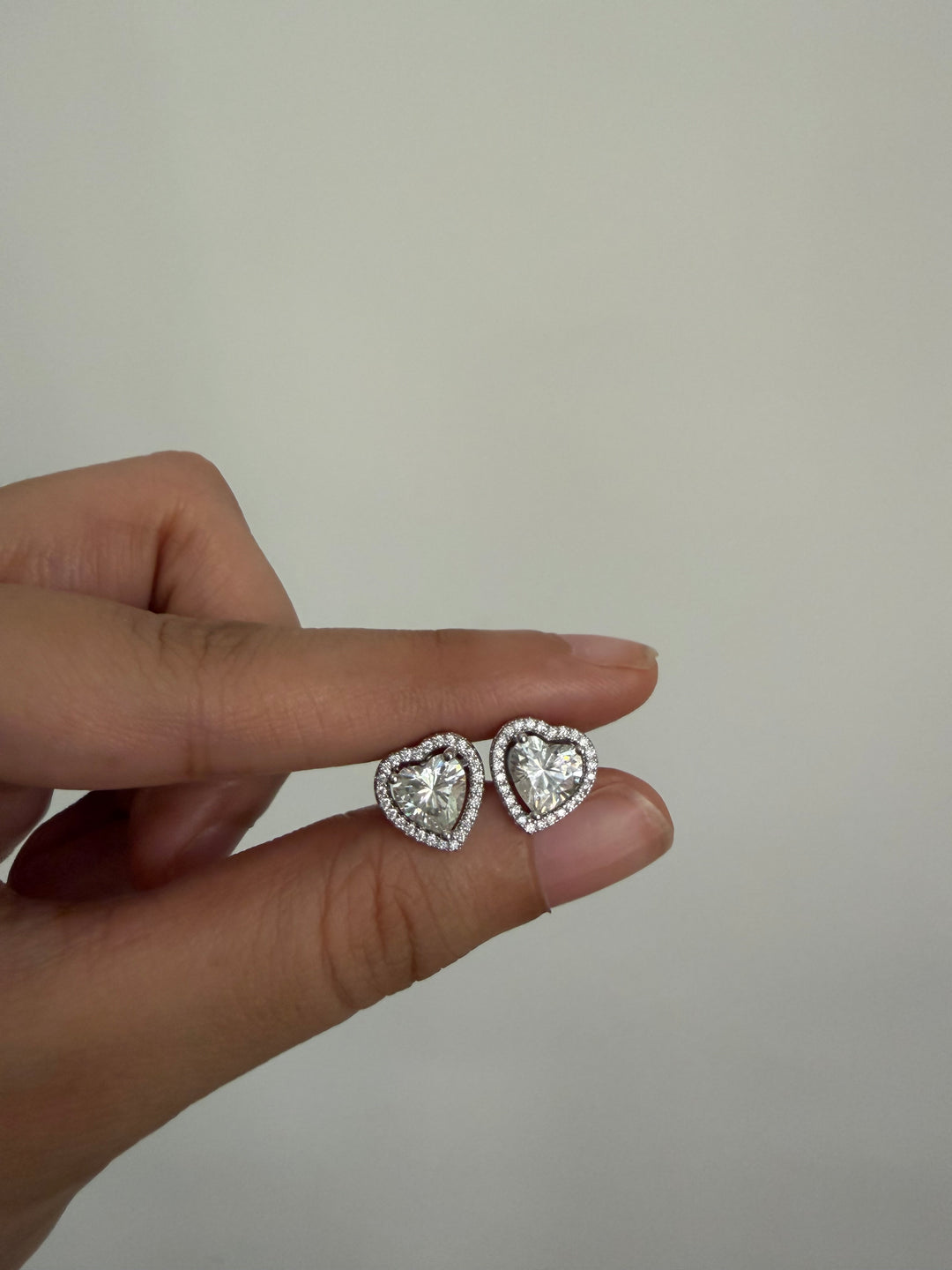 Heart shape solitare earrings