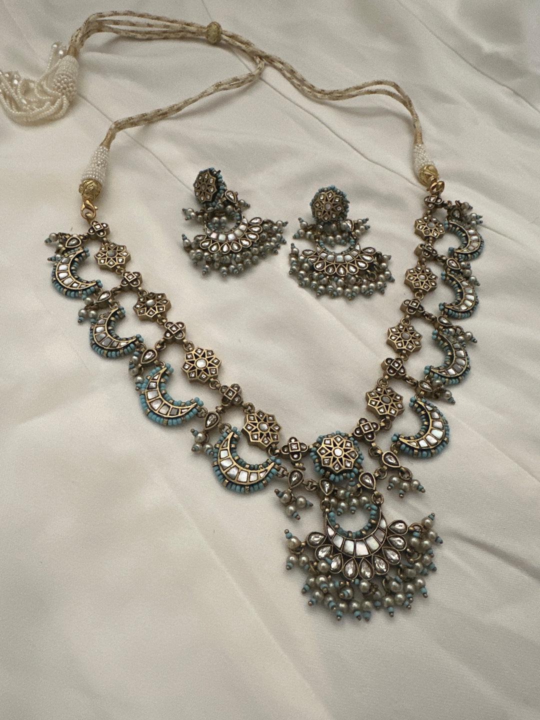 Samaira Necklace Set