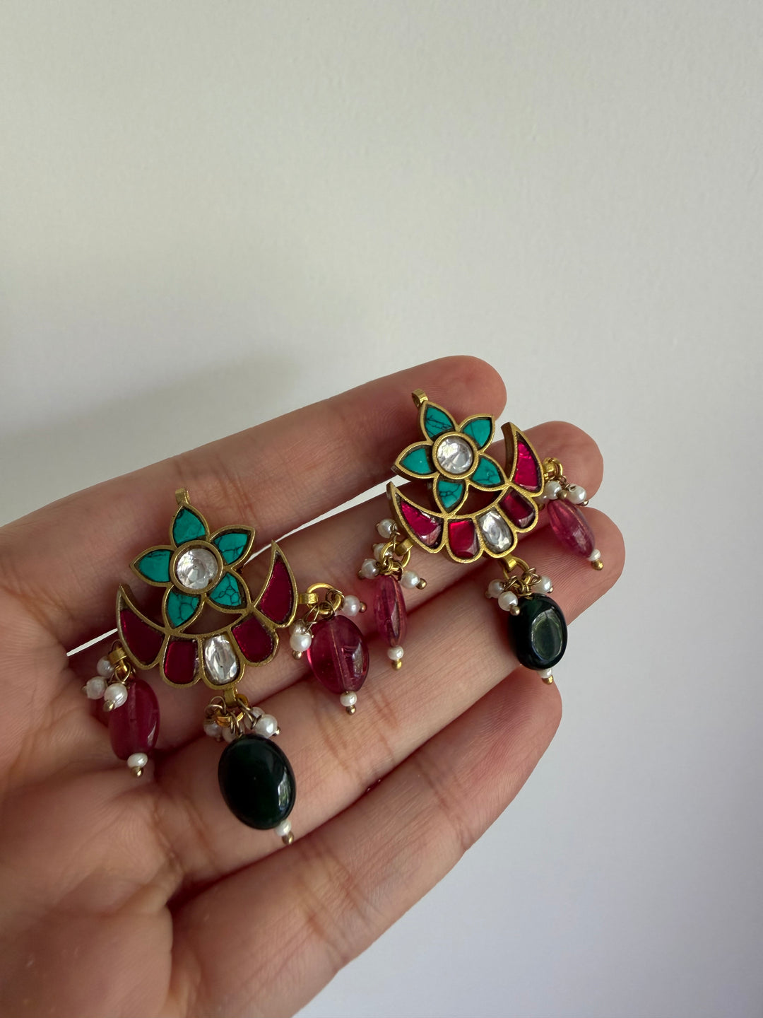 Sarika earrings