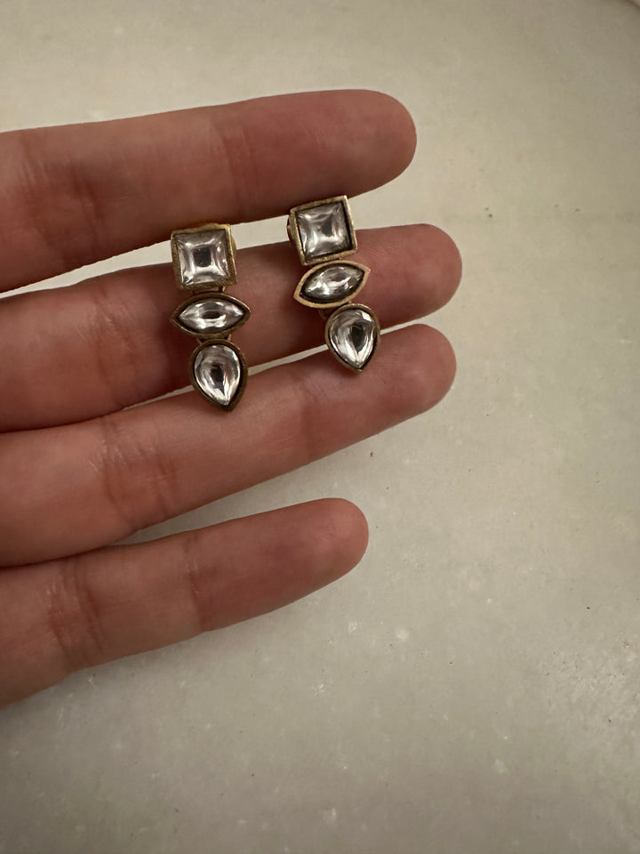 Sorento uneven classic earrings