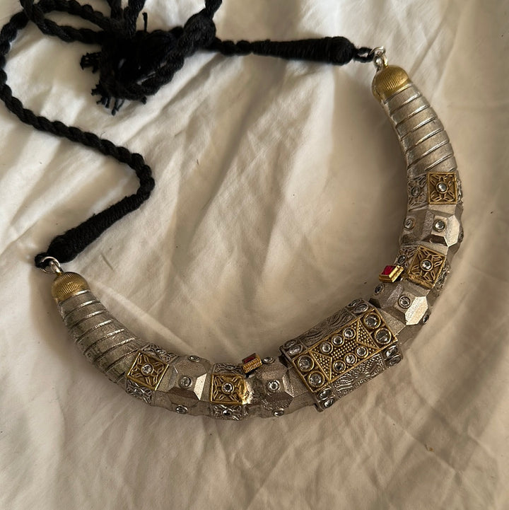 Karni Necklace