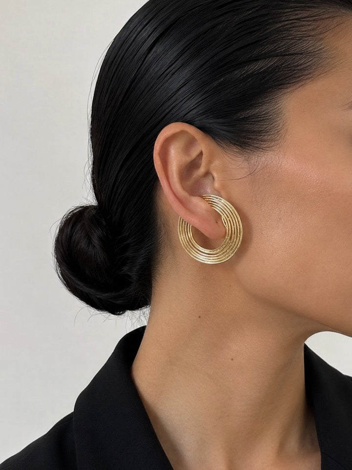 Chelsea path ear cuff earring