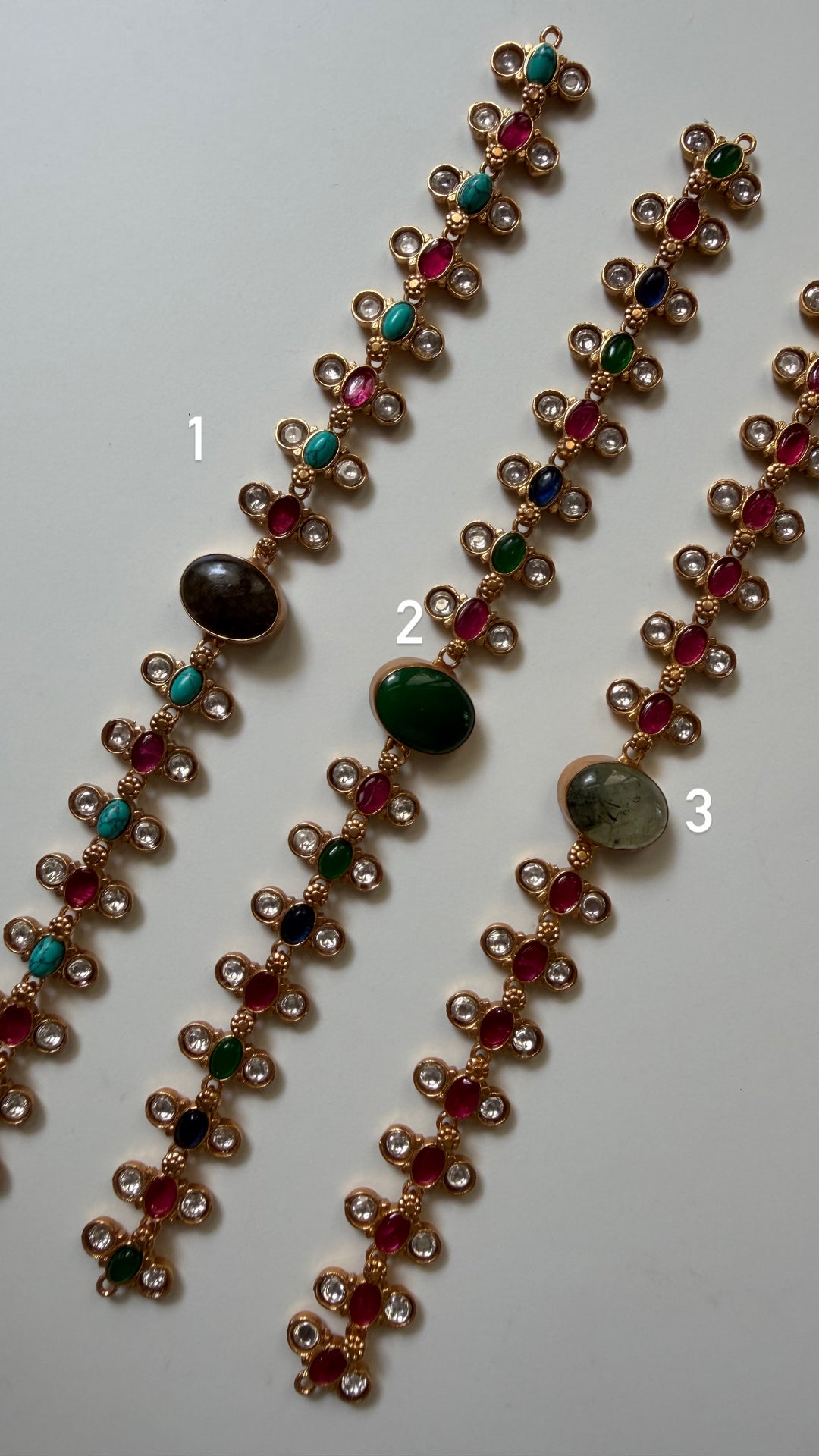 Mandavi choker