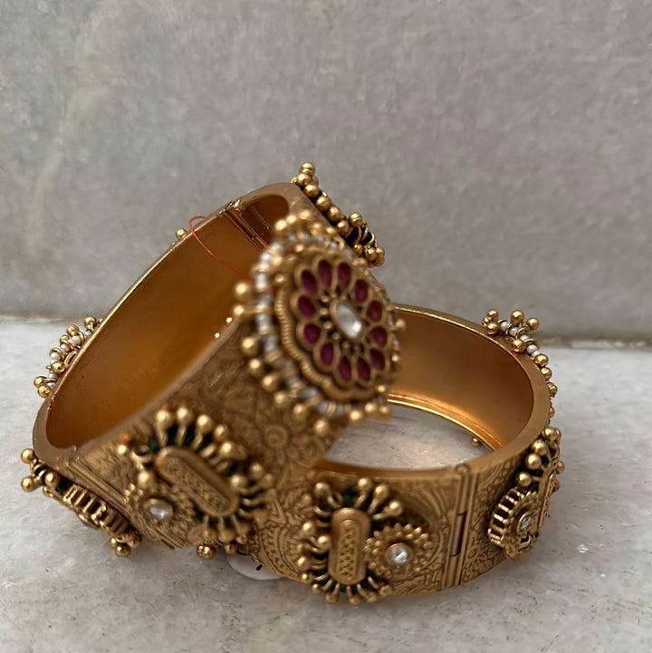 Kavai Bangle Bracelet