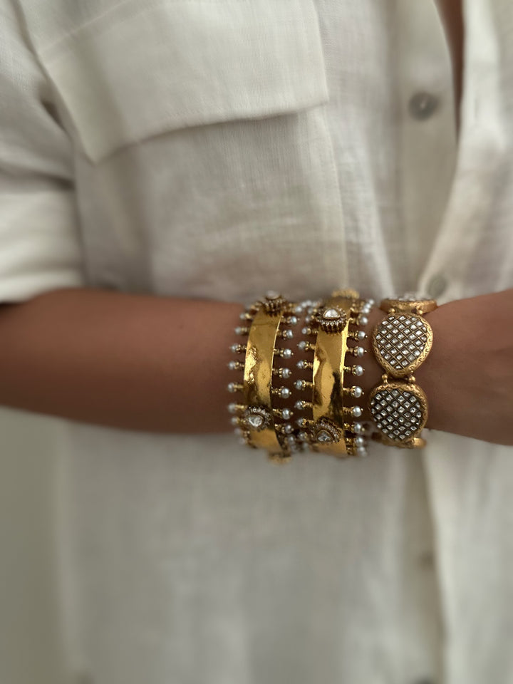 Mughal mesh bangle bracelet