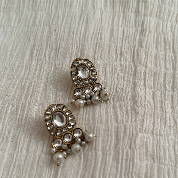 Dua Jashan Earrings