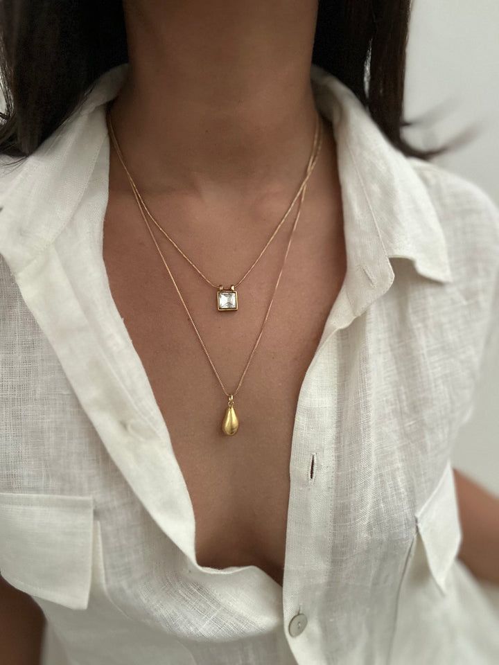 Pebble prism necklace