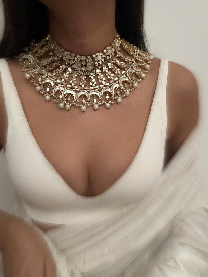 Milky Necklace