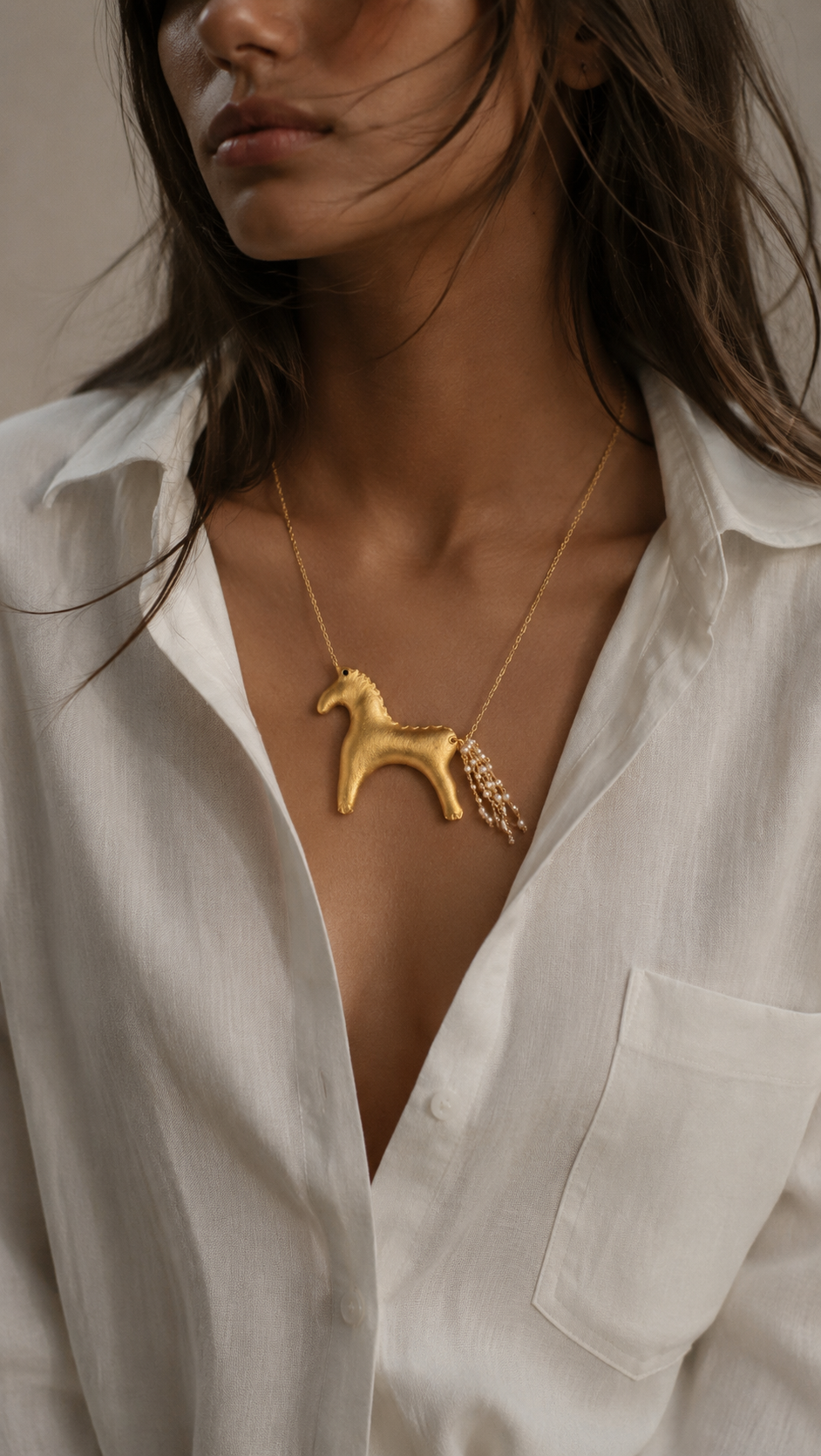 Nomad mare horse necklace