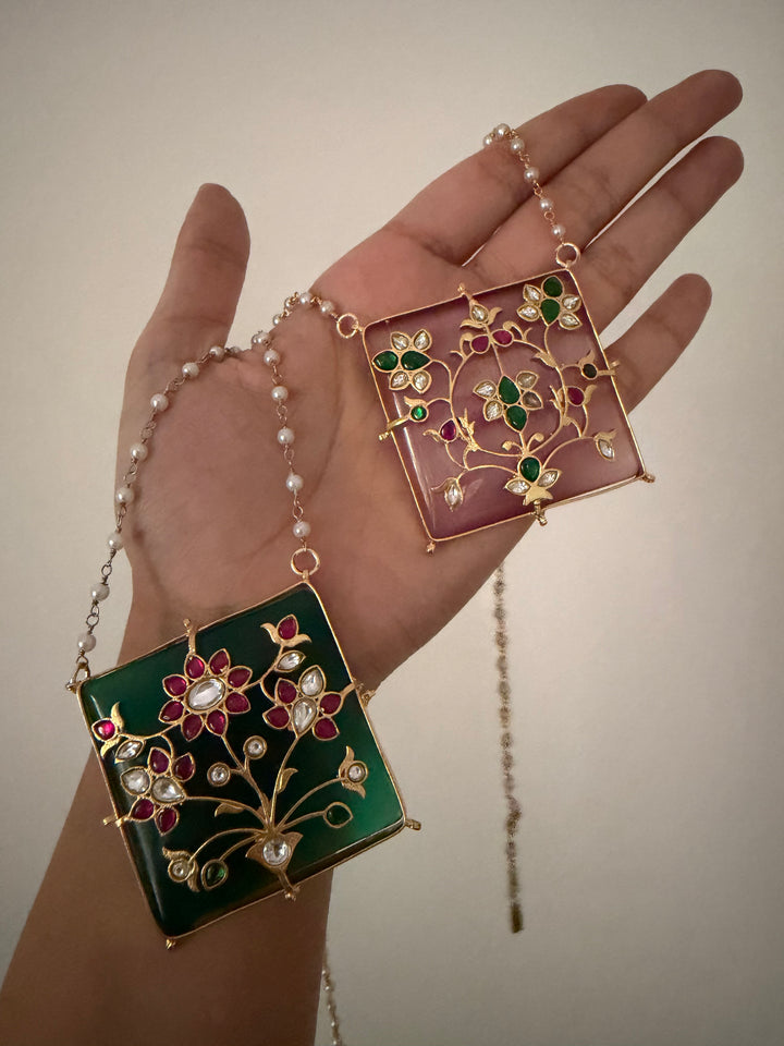 Bagh motif necklace