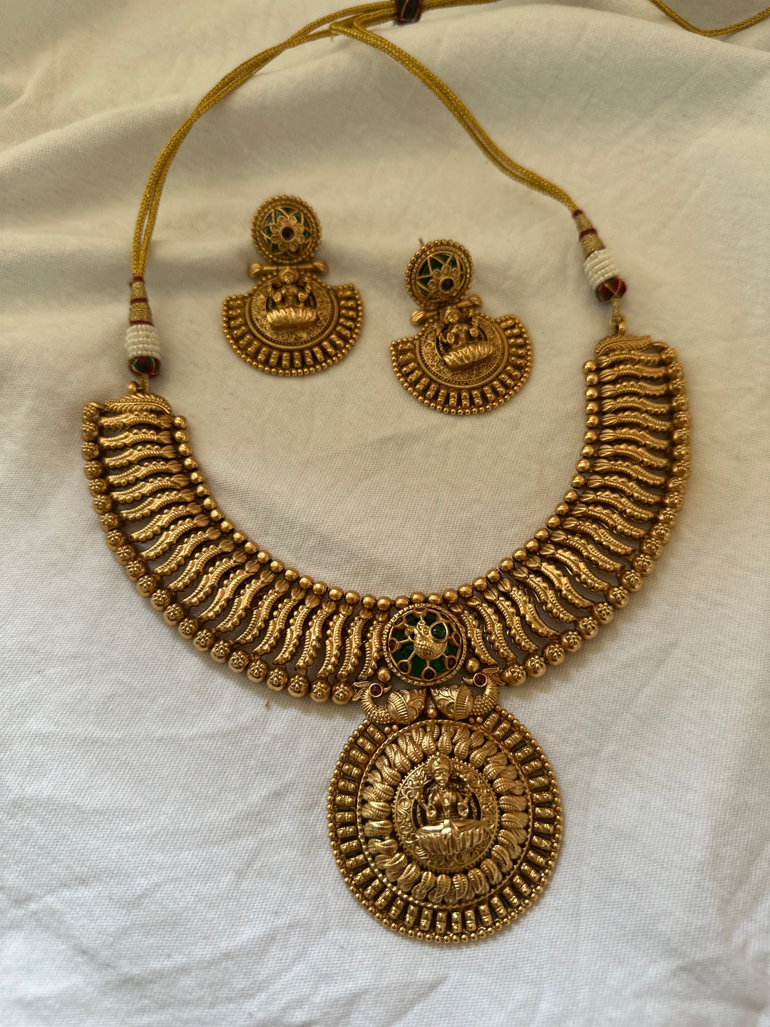 Reema temple necklace set
