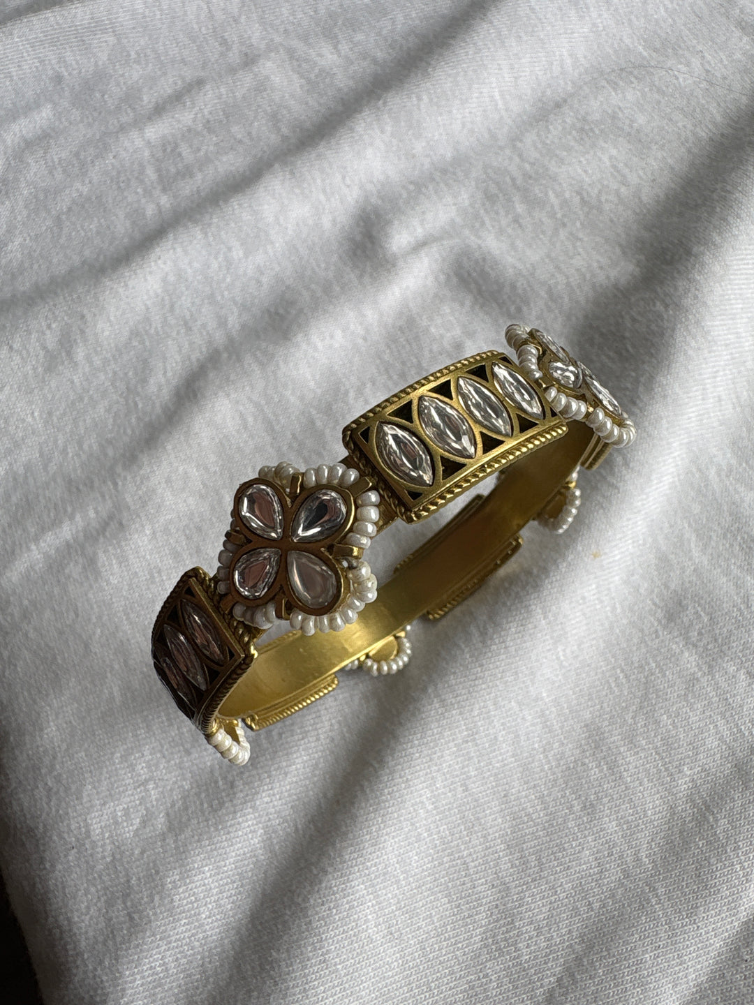 Luma bangle